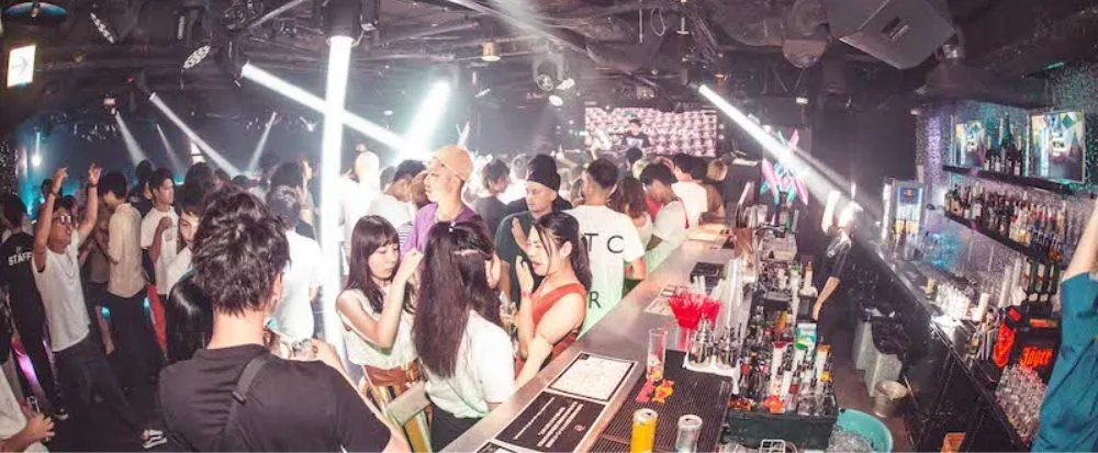 CLUB CAT'S(クラブキャッツ)