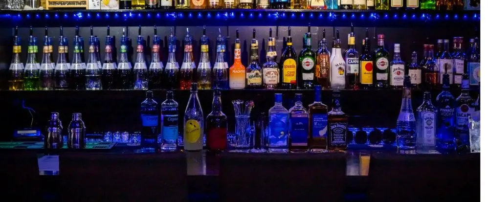 bar moon walk 四条木屋町店