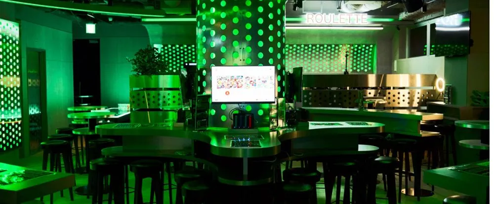 アソビバー新宿